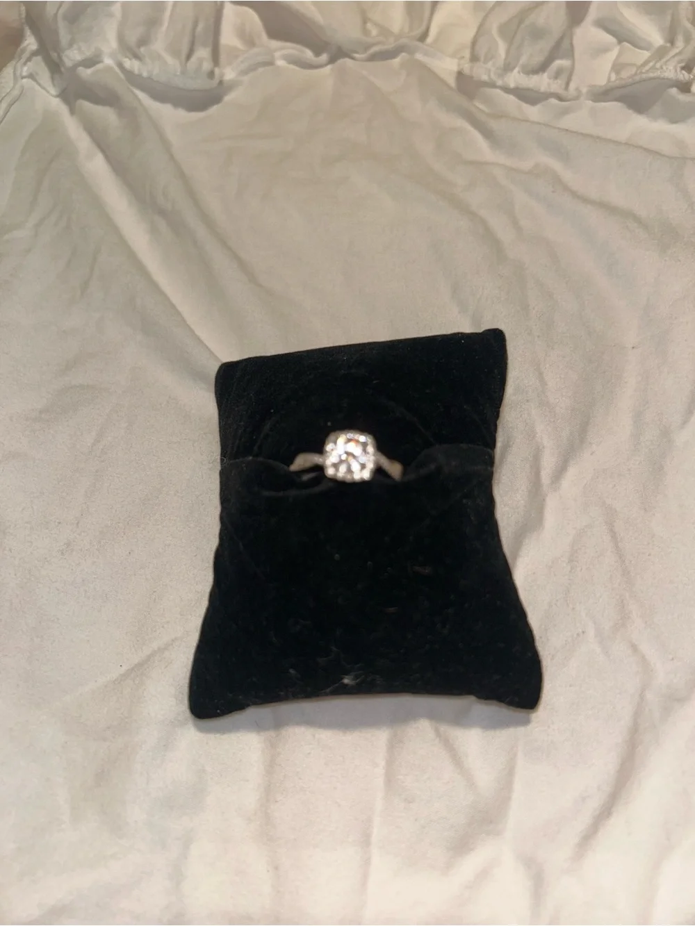 N/A elegant halo
